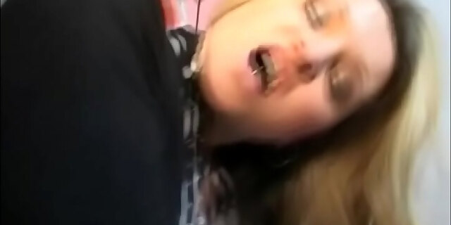 blonde,couple,fingering,hardcore,licking,milf