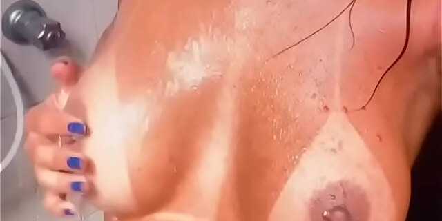 brunette,femdom,molten,orgasm,pornstar,pussy,shower